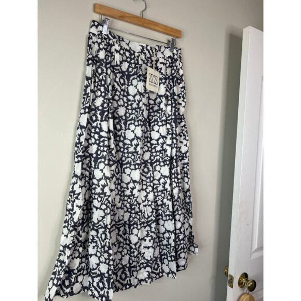 NWT SZ Block Prints Tier Midnight Blue & White Pull Over Maxi Skirt Size: Large - Picture 2 of 6